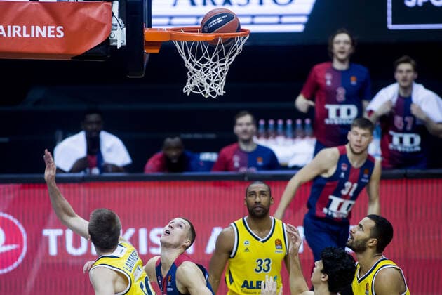 05.01.2021, xfrx, Basketball EuroLeague, Alba Berlin - BASKONIA VITORIA emspor, v.l. Tadas Sedekerskis (Baskonia Vitoria) (DFL DFB REGULATIONS PROHIBIT ANY USE OF PHOTOGRAPHS as IMAGE SEQUENCES and or QUASI-VIDEO) Berlin