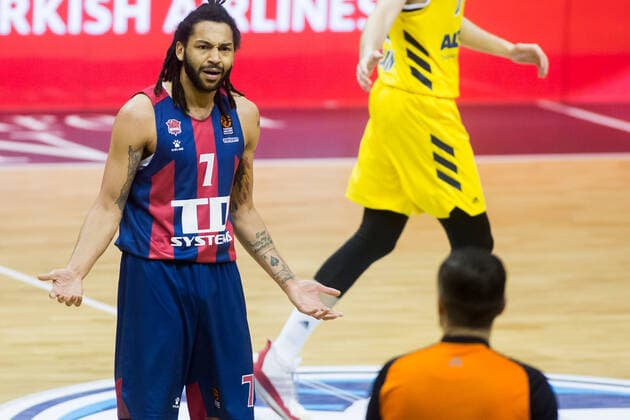 05.01.2021, xfrx, Basketball EuroLeague, Alba Berlin - BASKONIA VITORIA emspor, v.l. Pierria Henry (Baskonia Vitoria) (DFL DFB REGULATIONS PROHIBIT ANY USE OF PHOTOGRAPHS as IMAGE SEQUENCES and or QUASI-VIDEO) Berlin