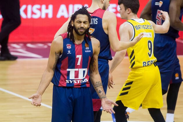 05.01.2021, xfrx, Basketball EuroLeague, Alba Berlin - BASKONIA VITORIA emspor, v.l. Pierria Henry (Baskonia Vitoria) (DFL DFB REGULATIONS PROHIBIT ANY USE OF PHOTOGRAPHS as IMAGE SEQUENCES and or QUASI-VIDEO) Berlin