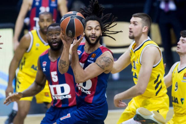 05.01.2021, xfrx, Basketball EuroLeague, Alba Berlin - BASKONIA VITORIA emspor, v.l. Pierria Henry (Baskonia Vitoria) (DFL DFB REGULATIONS PROHIBIT ANY USE OF PHOTOGRAPHS as IMAGE SEQUENCES and or QUASI-VIDEO) Berlin