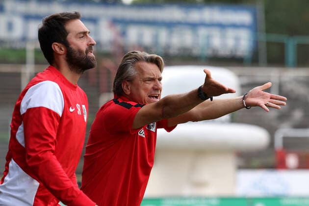 Muenster, Deutschland 24. September 2016: 3.Liga - 16 17 - SC Preussen Muenster vs. SV Werder Bremen II v.li. Co-Trainer Sreto Ristic (Muenster ) und Trainer Horst Steffen (Muenster), Gestik Geste gestikuliert Preussen Stadion Nordrhein Westfalen Copyright: xFotostandx xWundrigx