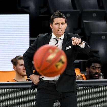 Basketball, BBL, ratiopharm Ulm - Brose Bamberg GER, BBL, ratiopharm ulm vs Bose Bamberg 06.01.2021, ratiopharm arena, Neu-Ulm, GER, BBL, ratiopharm ulm vs Bose Bamberg, im Bild Jaka Lakovic (Ulm)
