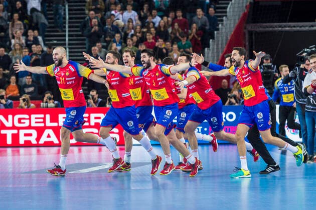 Zagreb, Kroatien 28. Januar 2018: EHF EM - 2018 - Finale - Spanien vs. Schweden die Mannschaft von Spanien, Schlussjubel Schlußjubel Emotion Freude Arena Zagreb Copyright: xFotostandx xWolfx