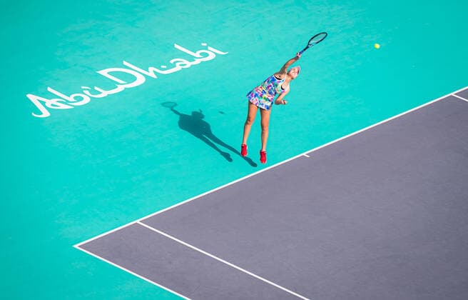 January 7, 2021, Abu Dhabi, UNITED ARAB EMIRATES: Sofia Kenin of the United States in action during the first round at the 2021 Abu Dhabi WTA, Tennis Damen Womens Tennis Open WTA 500 tournament against Zhaoxuan Yang of China Abu Dhabi UNITED ARAB EMIRATES - ZUMAa181 20210107_zaa_a181_075 Copyright: xRobxPrangex