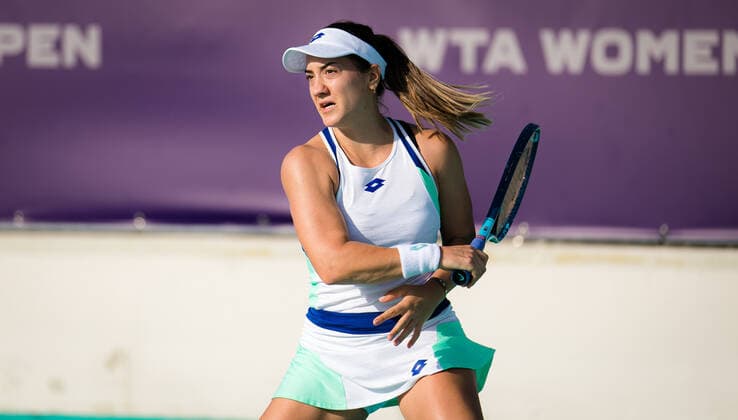January 7, 2021, Abu Dhabi, UNITED ARAB EMIRATES: Danka Kovinic of Montenegro in action during the first round at the 2021 Abu Dhabi WTA, Tennis Damen Womens Tennis Open WTA 500 tournament against Karolina Muchova of the Czech Republic Abu Dhabi UNITED ARAB EMIRATES - ZUMAa181 20210107_zaa_a181_119 Copyright: xRobxPrangex