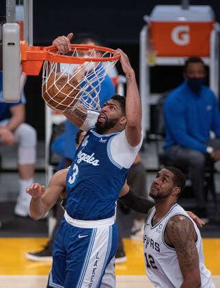 January 7, 2021, Los Angeles, California, USA: Anthony Davis 3 of the Los Angeles Lakers dunks the ball during their regular season NBA, Basketball Herren, USA game with the San Antonio Spurs on Thursday January 7, 2021 at the Staples Center in Los Angeles, California. Lakers lose to Spurs 118-109. JAVIER ROJAS PI Los Angeles USA - ZUMAp124 20210107_zaa_p124_034 Copyright: xJavierxRojasx