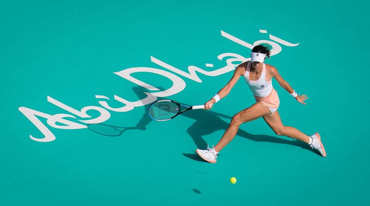 January 8, 2021, Abu Dhabi, UNITED ARAB EMIRATES: Ajla Tomljanovic of Australia in action during the second round at the 2021 Abu Dhabi WTA, Tennis Damen Womens Tennis Open WTA 500 tournament against Aryna Sabalenka of Belarus Abu Dhabi UNITED ARAB EMIRATES - ZUMAa181 20210108_zaa_a181_101 Copyright: xRobxPrangex