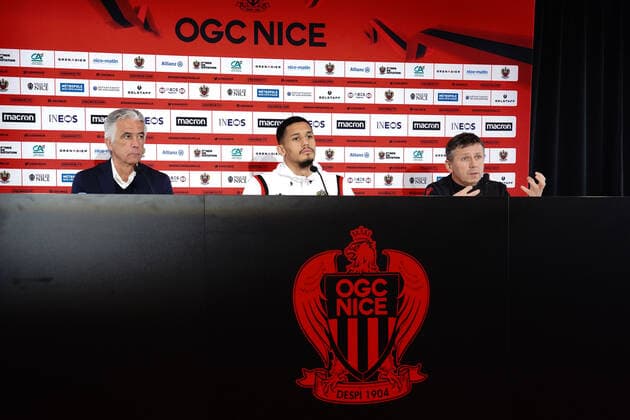 Jean Pierre Rivere (president de l OGC Nice) - William Saliba (OGC Nice) - Adrian Ursea (entraineur de l OGC Nice) FOOTBALL : OGC Nice - Presentation de William Saliba - Nice - 08 01 2020 NorbertScanella PanoramiC 