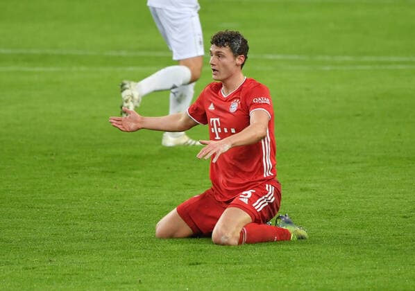 1. BUNDESLIGA GLADBACH - FC BAYERN MUENCHEN Benjamin Pavard (FC Bayern Muenchen) 08.01.2021, Fussball GER, Saison 2020 2021, 1. Bundesliga, 15. Spieltag, Borussia Mönchengladbach - FC Bayern München 3:2, Foto: Maik Hölter TEAM2sportphoto Pool