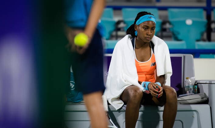 January 9, 2021, Abu Dhabi, UNITED ARAB EMIRATES: Cori Gauff of the United States in action during her second round match at the 2021 Abu Dhabi WTA, Tennis Damen Womens Tennis Open WTA 500 tournament against Maria Sakkari of Greece Abu Dhabi UNITED ARAB EMIRATES - ZUMAa181 20210109_zaa_a181_200 Copyright: xRobxPrangex