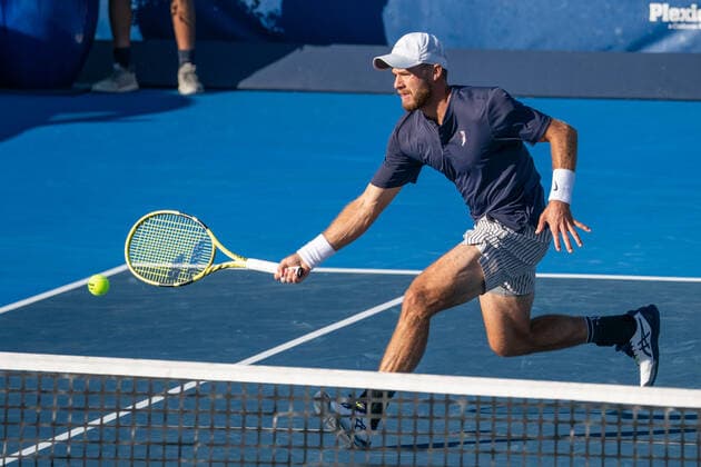 DELRAY BEACH, FL - JANUARY 9: Christian Harrison (USA) competes during the second round of singles at the ATP, Tennis Herren Delray Beach Open on January 9, 2021 at the Delray Beach Stadium & Tennis Center in Delray Beach, Florida.(Photo by Aaron Gilbert Icon Sportswire) TENNIS: JAN 09 Delray Beach Open Icon210109116