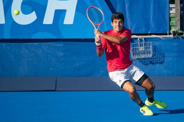 DELRAY BEACH, FL - JANUARY 9: Cristian Garin (CHI) competes during the second round of singles at the ATP, Tennis Herren Delray Beach Open on January 9, 2021 at the Delray Beach Stadium & Tennis Center in Delray Beach, Florida.(Photo by Aaron Gilbert Icon Sportswire) TENNIS: JAN 09 Delray Beach Open Icon210109058