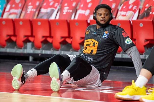 Joe Lawson III 31 (Niners Chemnitz) , during Warmup, FC Bayern Basketball vs. Niners Chemnitz, BBL, 10.01.2021 Muenchen Bayern Deutschland