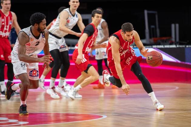 Diego Flaccadori 12 (FC Bayern), FC Bayern Basketball vs. Niners Chemnitz, BBL, 10.01.2021 Muenchen Bayern Deutschland