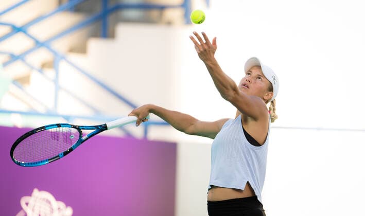 January 10, 2021, Abu Dhabi, UNITED ARAB EMIRATES: Yulia Putintseva of Kazakhstan in action during her third round match at the 2021 Abu Dhabi WTA, Tennis Damen Womens Tennis Open WTA 500 tournament against Sofia Kenin of the United States Abu Dhabi UNITED ARAB EMIRATES - ZUMAa181 20210110_zaa_a181_122 Copyright: xRobxPrangex