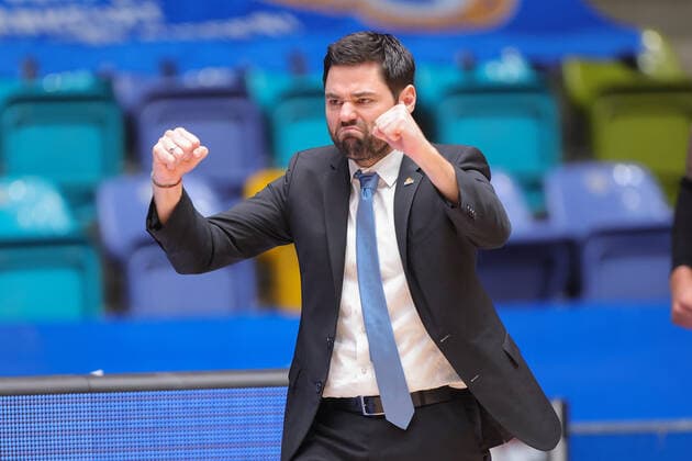 Sport Bilder des Tages Fraport Skyliners - BG Goettingen, easyCredit BBL Trainer Sebastian Gleim (Fraport Skyliners). Basketball-Spiel der easyCredit BBL zwischen den Fraport Skyliners und BG Goettingen am 10. Januar 2021 in der Fraport-Arena in Frankfurt am Main., Frankfurt am Main Hessen Deutschland Fraport-Arena