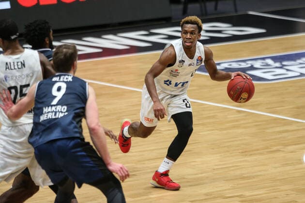 Sport Bilder des Tages Basketball: Deutschland, 1. Bundesliga, Hamburg Towers - HAKRO Merlins Crailsheim, Hamburg, 10.01.2021 TJ Shorts (Towers)