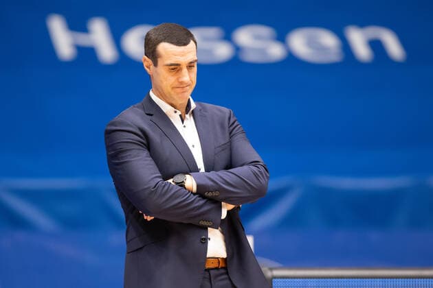 Fraport Skyliners - BG Goettingen, easyCredit BBL Headcoach Roel Moors (BG Goettingen). Basketball-Spiel der easyCredit BBL zwischen den Fraport Skyliners und BG Goettingen am 10. Januar 2021 in der Fraport-Arena in Frankfurt am Main., Frankfurt am Main Hessen Deutschland Fraport-Arena