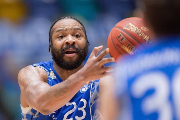 Fraport Skyliners - BG Goettingen, easyCredit BBL Quantez Robertson (Fraport Skyliners, 23). Basketball-Spiel der easyCredit BBL zwischen den Fraport Skyliners und BG Goettingen am 10. Januar 2021 in der Fraport-Arena in Frankfurt am Main., Frankfurt am Main Hessen Deutschland Fraport-Arena