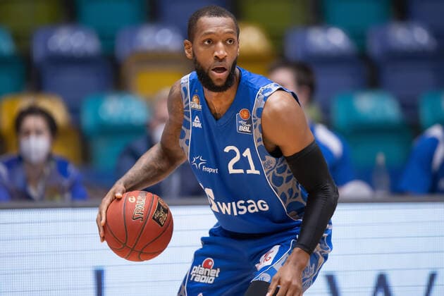 Fraport Skyliners - BG Goettingen, easyCredit BBL Kamari Murphy (Fraport Skyliners, 21). Basketball-Spiel der easyCredit BBL zwischen den Fraport Skyliners und BG Goettingen am 10. Januar 2021 in der Fraport-Arena in Frankfurt am Main., Frankfurt am Main Hessen Deutschland Fraport-Arena