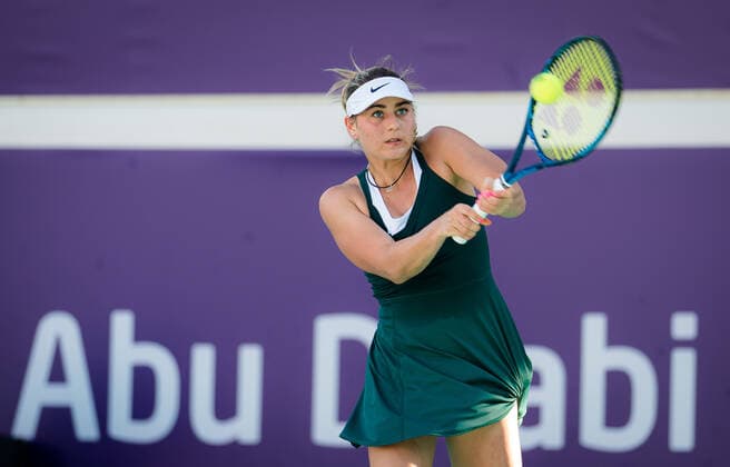January 11, 2021, Abu Dhabi, UNITED ARAB EMIRATES: Marta Kostyuk of Ukraine in action during her quarter final match at the 2021 Abu Dhabi WTA, Tennis Damen Womens Tennis Open WTA 500 tournament against Sara Sorribes Tormo of Spain Abu Dhabi UNITED ARAB EMIRATES - ZUMAa181 20210111_zaa_a181_058 Copyright: xRobxPrangex