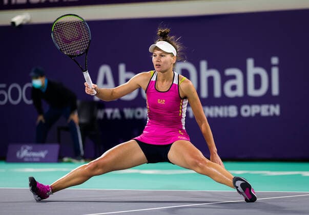 Sport Bilder des Tages January 11, 2021, Abu Dhabi, UNITED ARAB EMIRATES: Veronika Kudermetova of Russia in action during her quarter final match at the 2021 Abu Dhabi WTA, Tennis Damen Womens Tennis Open WTA 500 tournament againt Elina Svitolina of the Ukraine Abu Dhabi UNITED ARAB EMIRATES - ZUMAa181 20210111_zaa_a181_105 Copyright: xRobxPrangex