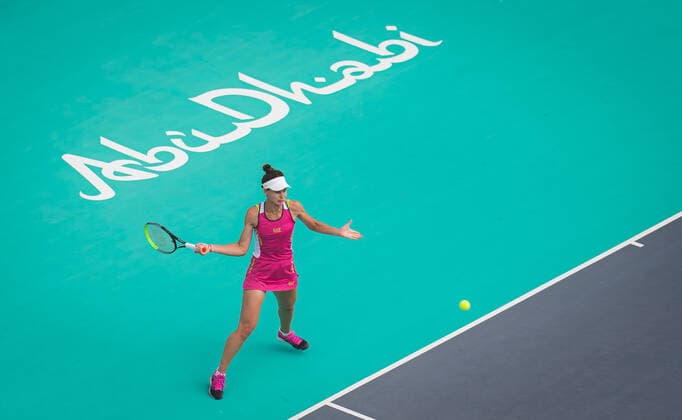 January 13, 2021, Abu Dhabi, UNITED ARAB EMIRATES: Veronika Kudermetova of Russia in action during the final of the 2021 Abu Dhabi WTA, Tennis Damen Womens Tennis Open WTA 500 tournament against Aryna Sabalenka of Belarus Abu Dhabi UNITED ARAB EMIRATES - ZUMAa181 20210113_zaa_a181_018 Copyright: xRobxPrangex
