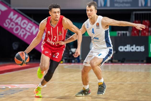 Wade Baldwin 2 (FC Bayern), Kevin Pangos 4 (Zenit St. Petersburg), FC Bayern Basketball vs. Zenit St. Petersburg, Basketball, Euroleague, 13.01.2021 Muenchen Bayern Deutschland