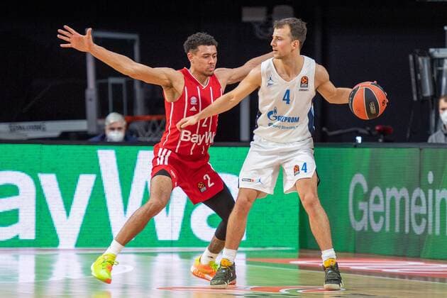 Wade Baldwin 2 (FC Bayern), Kevin Pangos 4 (Zenit St. Petersburg), FC Bayern Basketball vs. Zenit St. Petersburg, Basketball, Euroleague, 13.01.2021 Muenchen Bayern Deutschland
