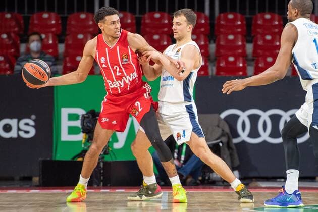 Wade Baldwin 2 (FC Bayern), Kevin Pangos 4 (Zenit St. Petersburg), FC Bayern Basketball vs. Zenit St. Petersburg, Basketball, Euroleague, 13.01.2021 Muenchen Bayern Deutschland