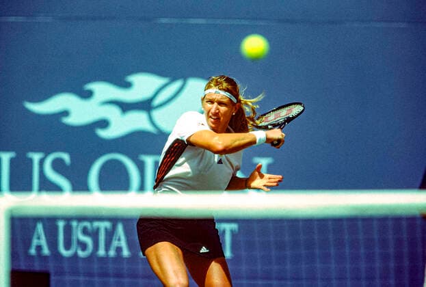 Archivbilder der Woche SPORT KW02 US Open Tennis Championships Steffi Graf (GER) competing at the 1998 US Open Tennis Championships. Flushing USTA Billie Jean King National T NY United States Copyright: xStevenxExxSutton DUOMO PCNx TN0302_107048