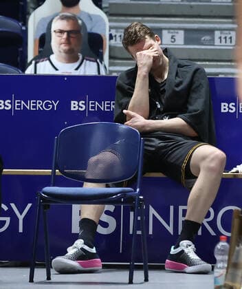 Lukas Meisner (Basketball Loewen Braunschweig) entaeuscht, Niederlage