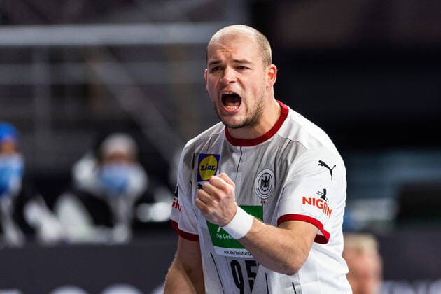 210115 Paul Drux of Germany celebrates during the 2021 IHF World Handball Championship match between Germany and Uruguay on January 15, 2021 in Giza. Photo: Mathias Bergeld BILDBYRAN COP 200 MB0087 handball handboll handball tyskland germany uruguay bbeng vm handball-vm handbolls-vm ihf handball World Championship, WM, Weltmeisterschaft world handball championship 2021 world championship 2021 jubel Copyright: MATHIASxBERGELD BB210115MB023