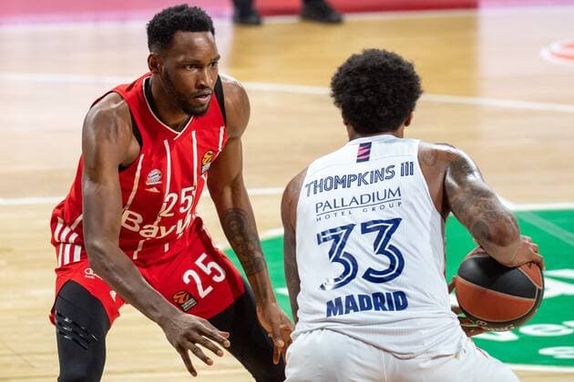 JaJuan Johnson 25 (FC Bayern), Trey Thompkins 33 (Real Madrid), FC Bayern Basketball vs. Real Madrid, Basketball, Euroleague, 15.01.2021 Muenchen Bayern Deutschland