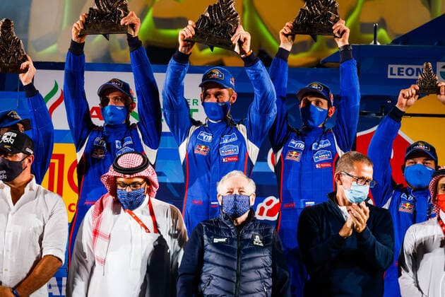 507 Sotnikov Dmitry (rus), Akhmadeev Ruslan (rus), Akhmatzianov Ilgiz (rus), Kamaz, Kamaz - Master, Camion, Truck during the finishing podium ceremony at the King Abdullah International Stadium in Jeddah, in Saudi Arabia on January 15, 2021 AUTOMOBILE : DAKAR 2021 - Arabie saoudite - Podiums - 15 01 2021 DPPI Panoramic 