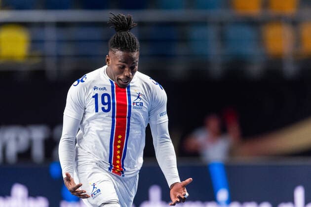 210115 Admilson Estaliny Furtado of Cape Verde celebrates during the 2021 IHF World Handball Championship match between Hungary and Cape Verde on January 15, 2021 in Giza. Photo: Mathias Bergeld BILDBYRAN COP 200 MB0088 handball handboll handball hungary ungern cape verde kap verde bbeng vm handball-vm handbolls-vm ihf handball World Championship, WM, Weltmeisterschaft world handball championship 2021 world championship 2021 jubel Copyright: MATHIASxBERGELD BB210115MB061