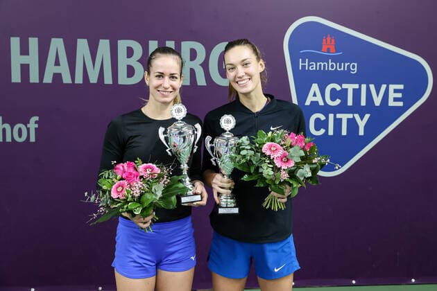 Im Bild: Siegerinnen 2021: Anna BONDAR (HUN) 8 und Tereza MIHALIKOVA (SVK) 3 Tennis Future Hamburg - ITF-W25 Hamburg, Hamburg, Tennis-Verband Hamburg, 16.01.2021,