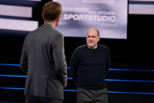 Sport Bilder des Tages JOCHEN BREYER, JOERG SCHMADKE DAS AKTUELLE SPORTSTUDIO ZDF MAINZ *** JOCHEN BREYER, JOERG SCHMADKE DAS AKTUELLE SPORTSTUDIO ZDF MAINZ 