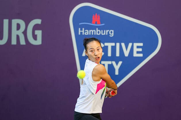 Im Bild: Qinwen ZHENG (CHN) (Q) (Siegerin 2021) Tennis Future Hamburg - ITF-W25 Hamburg, Hamburg, Tennis-Verband Hamburg, 17.01.2021,