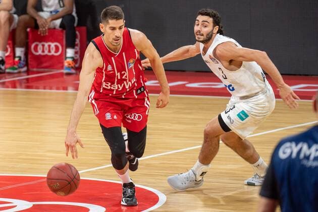 Diego Flaccadori 12 (FC Bayern), Max Dileo 3 (Hamburg Towers), FC Bayern Basketball vs. Hamburg Towers, BBL, 17.01.2021 Muenchen Bayern Deutschland