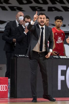 Basketball, BBL, 20210117, FC Bayern München - Hamburg Towers Im Bild Co-Trainer des FC Bayern München Adriano VERTEMATI. München Audi Dome Bayern Deutschland Copyright: Passion2Press MarkusxFischerx