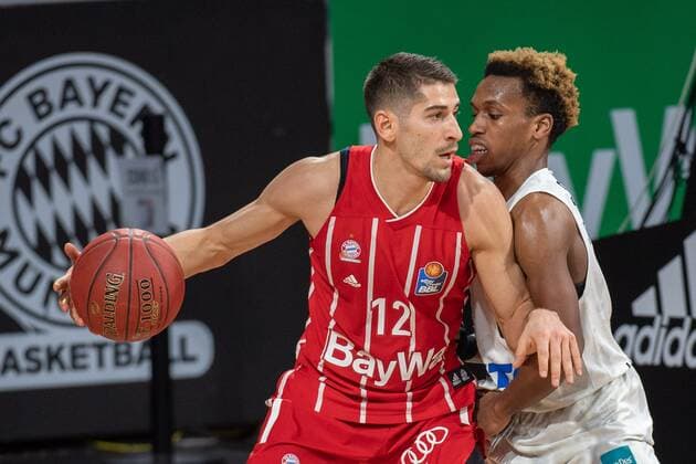 Diego Flaccadori 12 (FC Bayern), Tj Shorts 0 (Hamburg Towers), FC Bayern Basketball vs. Hamburg Towers, BBL, 17.01.2021 Muenchen Bayern Deutschland