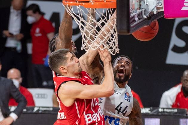 Diego Flaccadori 12 (FC Bayern), Bryce Taylor 44 (Hamburg Towers), FC Bayern Basketball vs. Hamburg Towers, BBL, 17.01.2021 Muenchen Bayern Deutschland