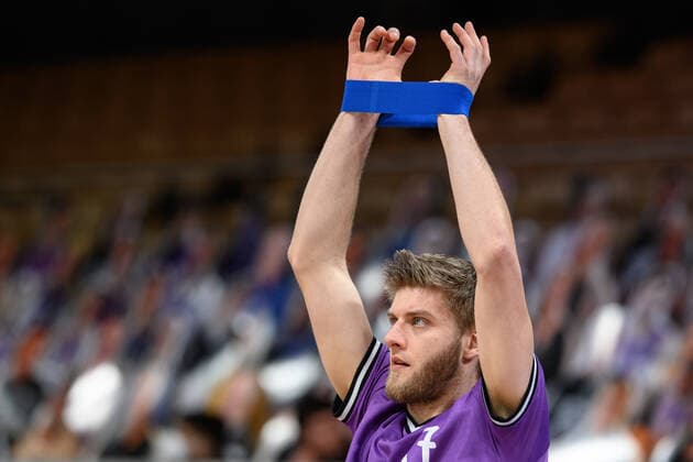 BG Göttingen - ratiopharm Ulm 17.01.2021, Basketball-Bundesliga easyCredit-BBL, Saison 2020 2021, Hauptrunde, 13. Spieltag, BG Göttingen - ratiopharm Ulm. Göttingens Mathis Mönninghoff beim Aufwärmen. Göttingen Niedersachsen Deutschland