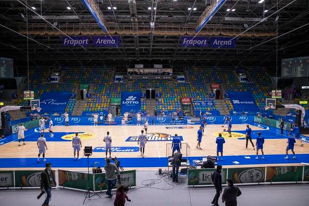 Deutschland, Frankfurt am Main, Fraport Arena, 17.01.2021, emspor, emonline, despor, deonline, FRAPORT SKYLINERS - s.Oliver Wuerzburg, Basketball, BBL Bild: Geisterspiel ohne Zuschauer, Copyright: HMBxMedia xHeikoxBecker