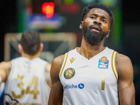 Bazoumana Kone (Nr. 1 Basketball Loewen Braunschweig) enttaeuscht Basketball Loewen Braunschweig - Alba Berlin Basketball Loewen Braunschweig - Alba Berlin, Basketball, BBL, Saison 2020 2021, 17.01.2021 Braunschweig Copyright: xEibner-Pressefotox EP_DRT