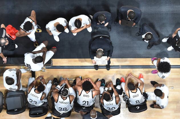 Sport Bilder des Tages TJ Parker et ses joueurs (asvel) BASKETBALL : LDLC ASVEL vs Valence - Euroleague - 21 01 2021 FredericChambert Panoramic 
