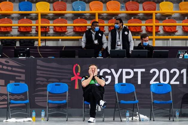 Sport Bilder des Tages 210121 Alfred Gislason, head coach of Germany looks dejected after the 2021 IHF World Handball Championship match between Spain and Germany on January 21, 2021 in New Capital. Photo: Mathias Bergeld BILDBYRAN COP 200 MB0100 handball handboll handball spanien spain germany tyskland bbeng vm handball-vm handbolls-vm ihf handball World Championship, WM, Weltmeisterschaft world handball championship 2021 world championship 2021 depp Copyright: MATHIASxBERGELD BB210121MB047