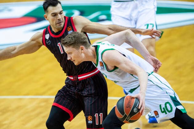 Basketball, EuroLeague, Zalgiris Kaunas - Olympiakos Piräus 2021-01-22 Kaunas Lithuania. Basketball team Zalgiris Kaunas plays vs Olympiacos Piraeus from Greece Euroleague game at Zalgiris arena in Kaunas on Friday 22 of January 2021. MARIUS GRIGONIS, KOSTAS SLOUKAS. Kaunas Lithuania  Copyright: xKarolisxKavolelisx euroleague basketball