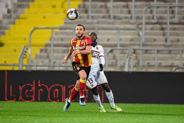 Jonathan GRADIT ( 24 - Lens ) - Hassane KAMARA ( 13 - Nice ) - FOOTBALL : Lens vs Nice - Ligue 1 - Lens - 23 01 2021 FedericoPestellini Panoramic 